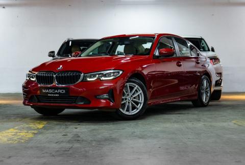 BMW 330i